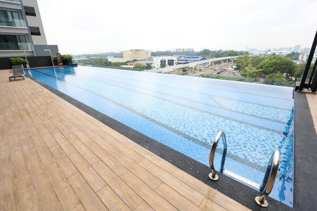 5 Pax The Glenz New Cozy Homestay Apartment